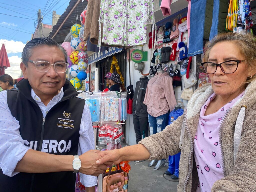 Diputado José Luis Figueroa escucha, atiende y canaliza peticiones ciudadanas