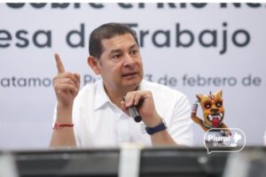 Evalúan reducir horario de bares en Puebla tras balacera en Sala de Despecho- Armenta