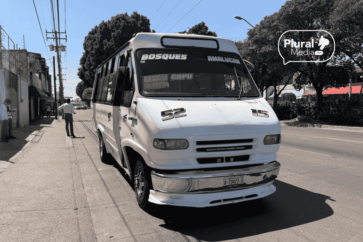 unidad de transporte público de la ruta 52