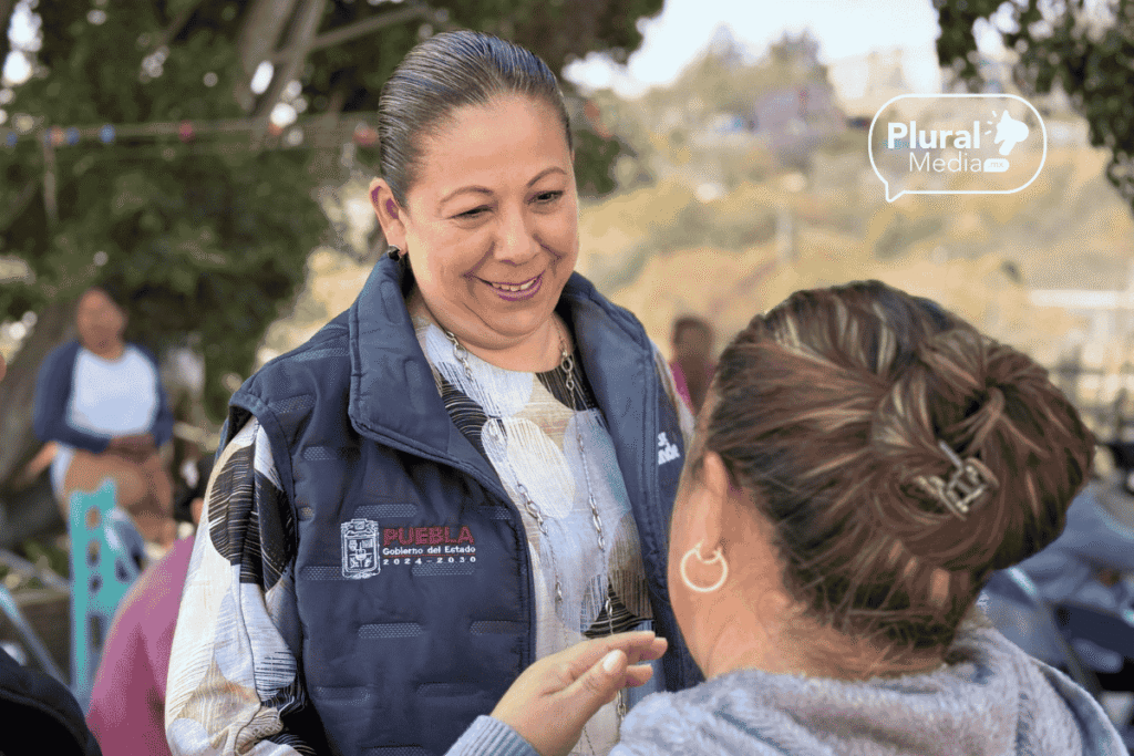 Laura Artemisa García Chávez se reúne con poblanos