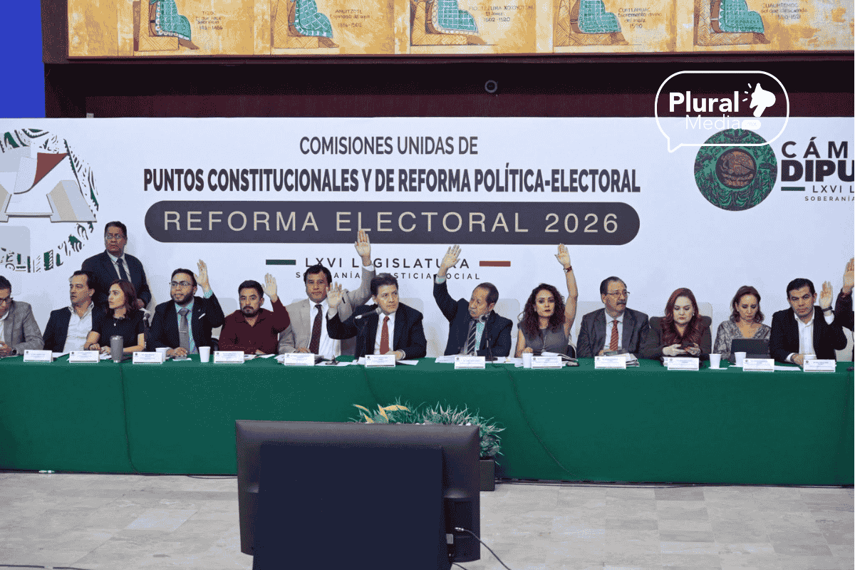 Las comisiones unidas de Puntos Constitucionales y de la Reforma Político-Electoral de la Cámara de Diputados aprobaron la reforma electoral de la presidenta Claudia Sheinbaum.