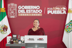Laura Artemisa García Chávez en la Mañanera del gobernador Alejandro Armenta
