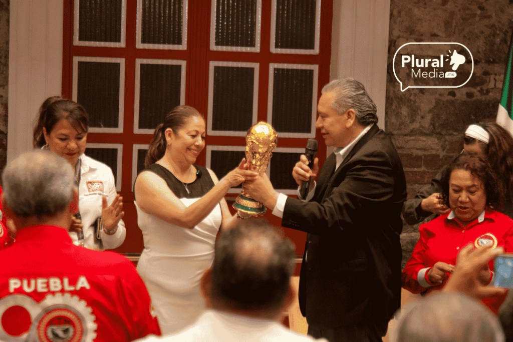 Destapa a Laura Artemisa para la alcaldía de Puebla, CTM la respaldará